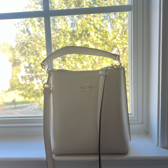 Coach Handbags - Coach Pebble Bucket Bag